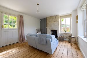 Sitting Room- click for photo gallery